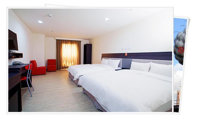 Big Bear Hotel Гаосюн Экстерьер фото